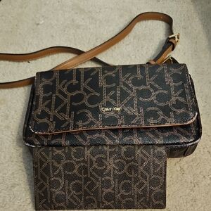 Calvin Klein Black and Brown Logo Crossbody Bag With Wallet